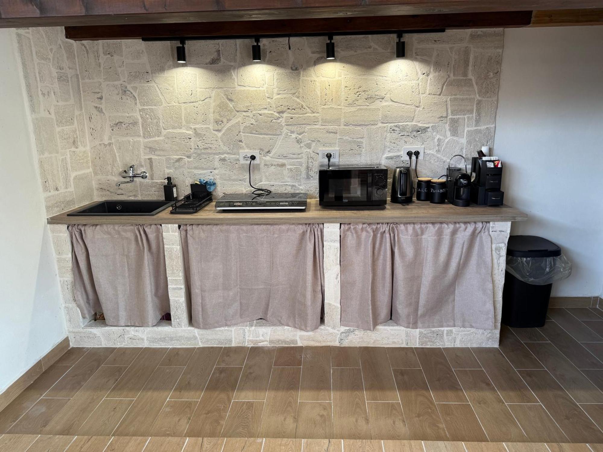 カターニア Morgana Sea Bed & Breakfast エクステリア 写真